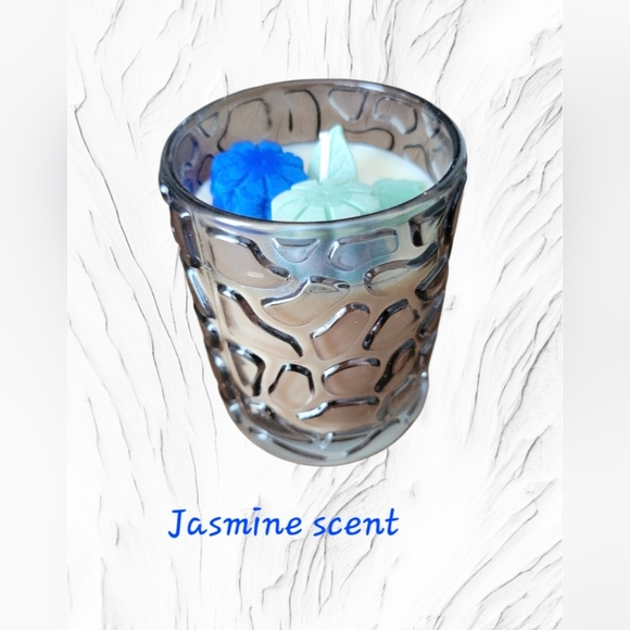 Other - Jasmine Scent In Glass Container 100% Soy Wax